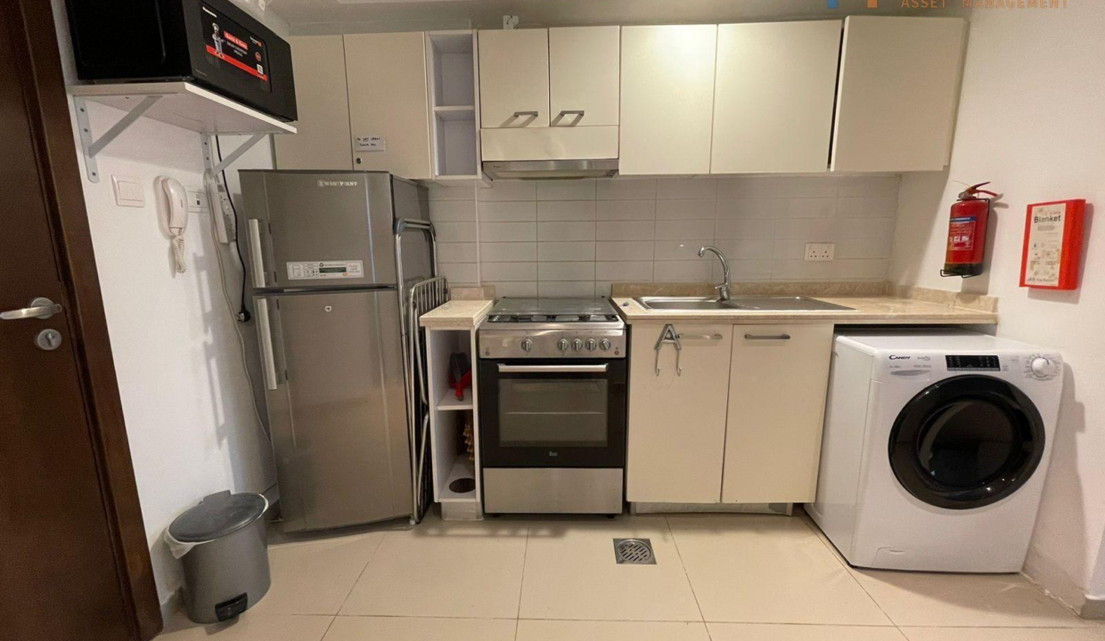 6861f951-185e-4610-9acb-a9ba55f428e5