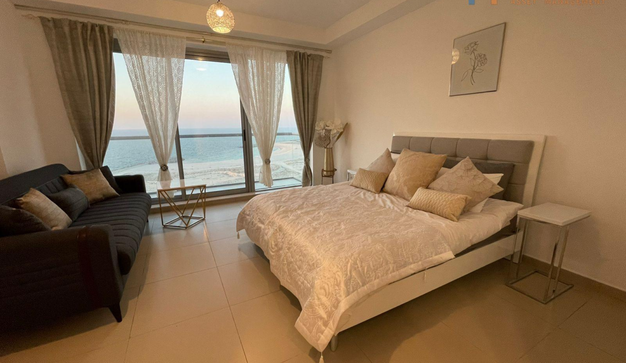 c26c59df-f766-4f6e-91d6-dc0ec2759849