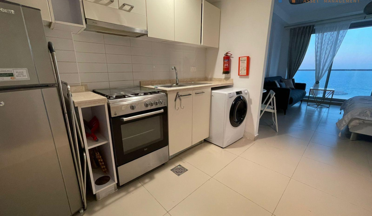 d1316813-d472-4434-87c0-0a922be07693