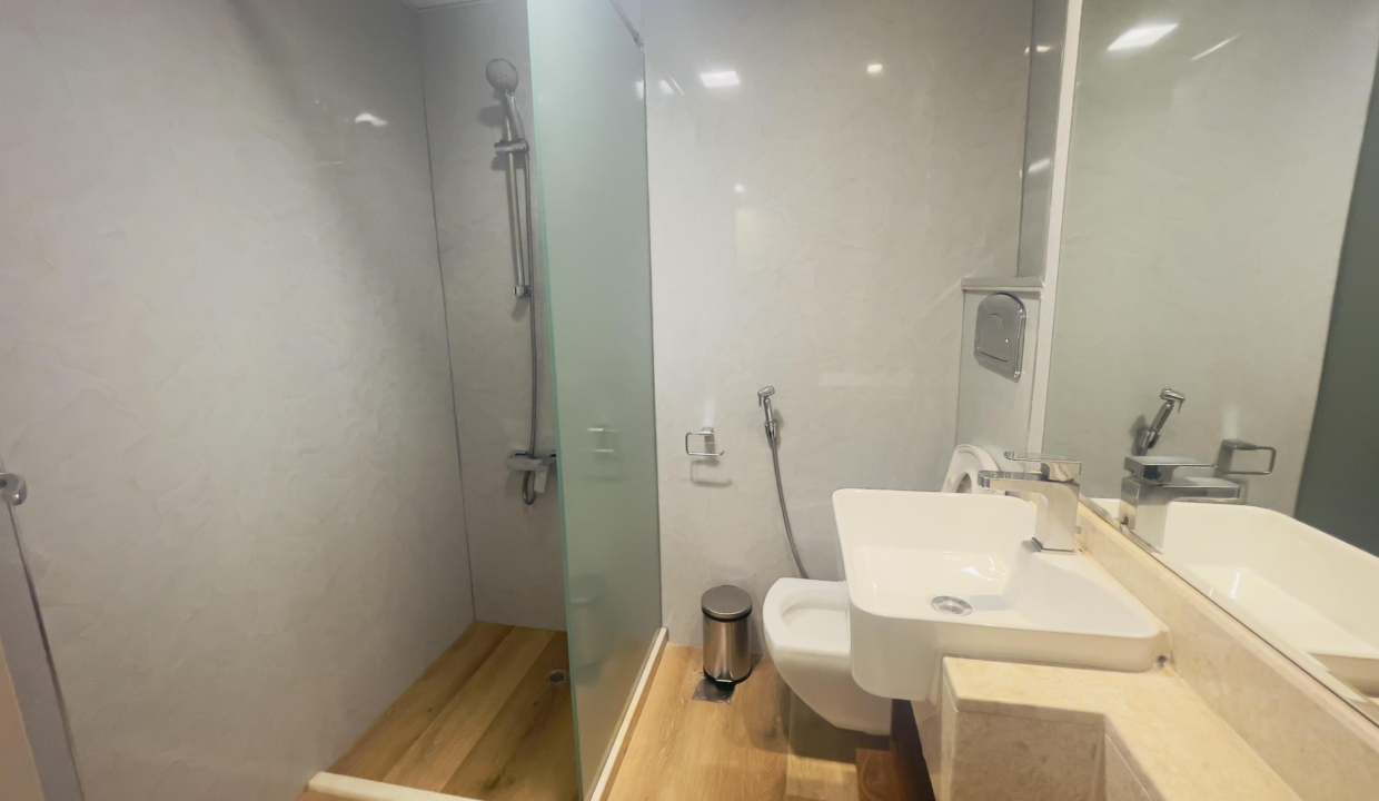 9fb1940e-8dbf-4ff2-9fd1-4d4b5abc846b