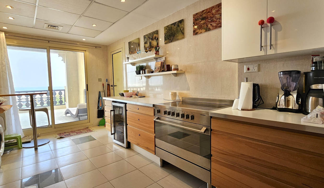 3476c6d4-43b1-11ef-97e4-727e9f695e01