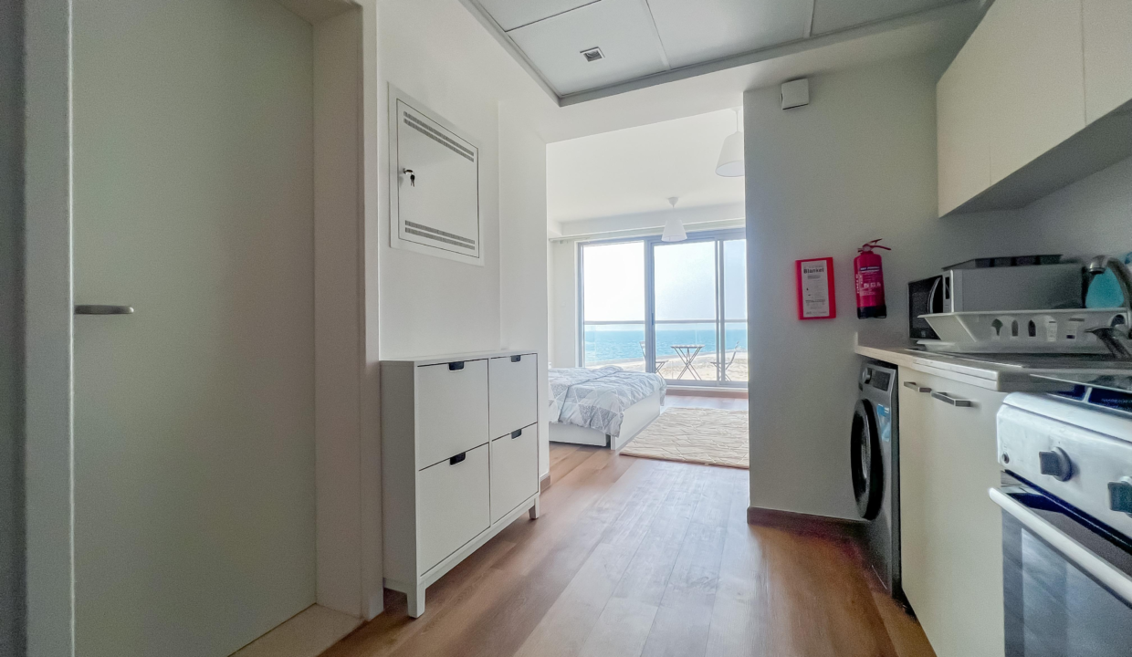 9e8bf0b5-7b16-48ef-84b1-13139c4c6d5e