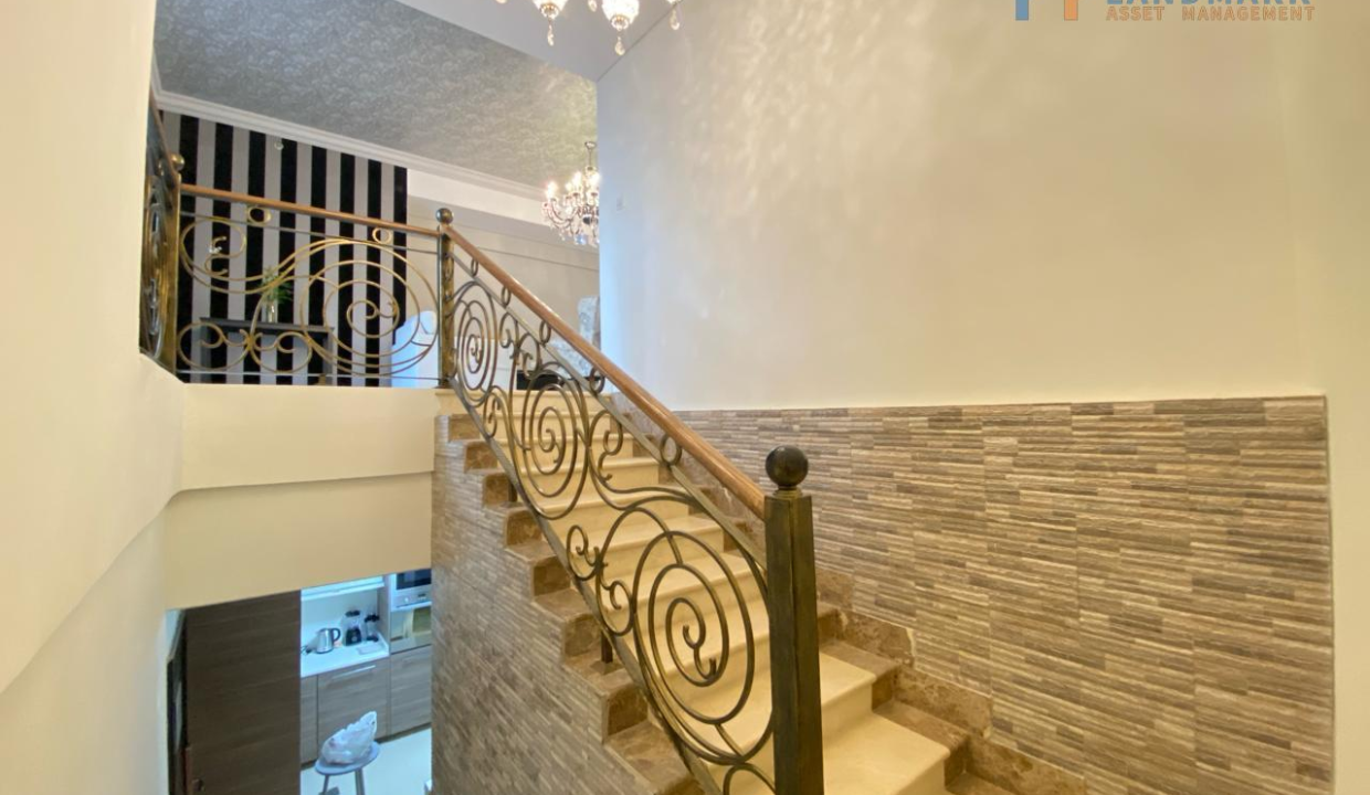 bda5df53-bf2b-43d3-9317-fb8d49755149