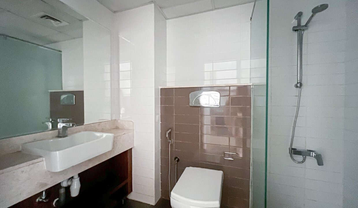 4c60736d-edae-4bcd-87f5-73b4e056c88b