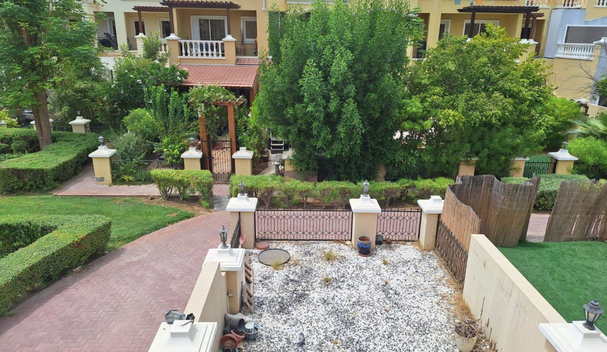 c6b28059-555f-11ef-90f3-f29f906dbf63