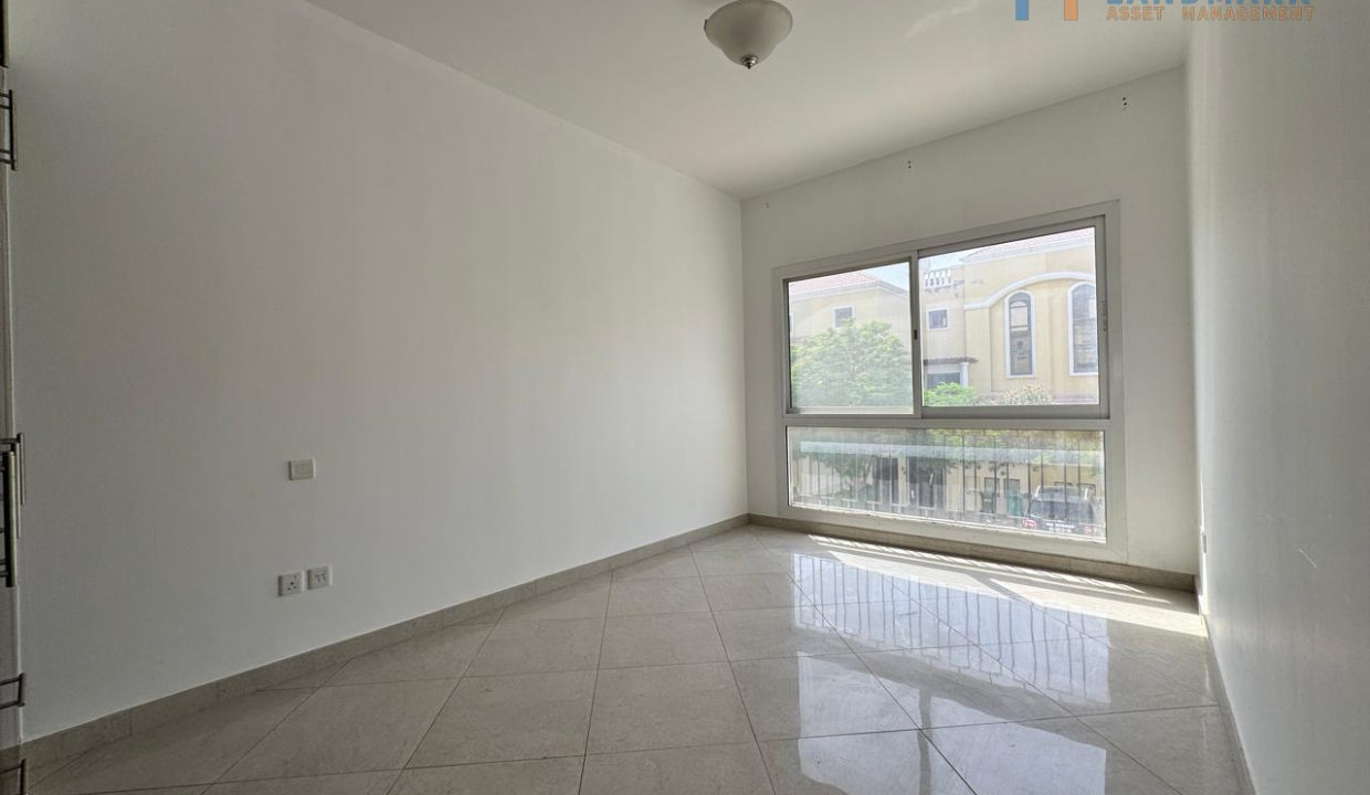 2719c901-8574-11ef-9178-1201e664844f