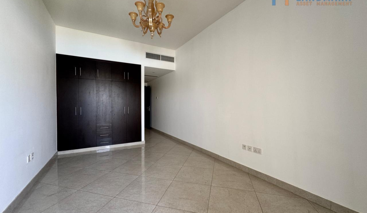 6b7eb0af-8304-11ef-8ce8-5e008459f457