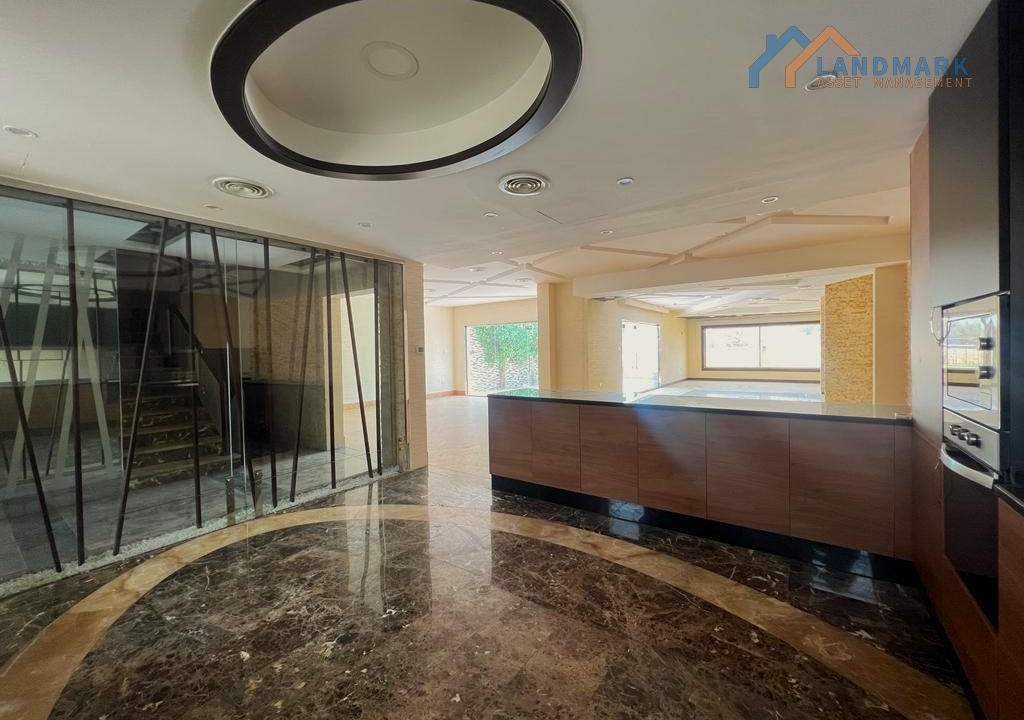 ea844f92-ae06-4009-b6a6-a247df367aad