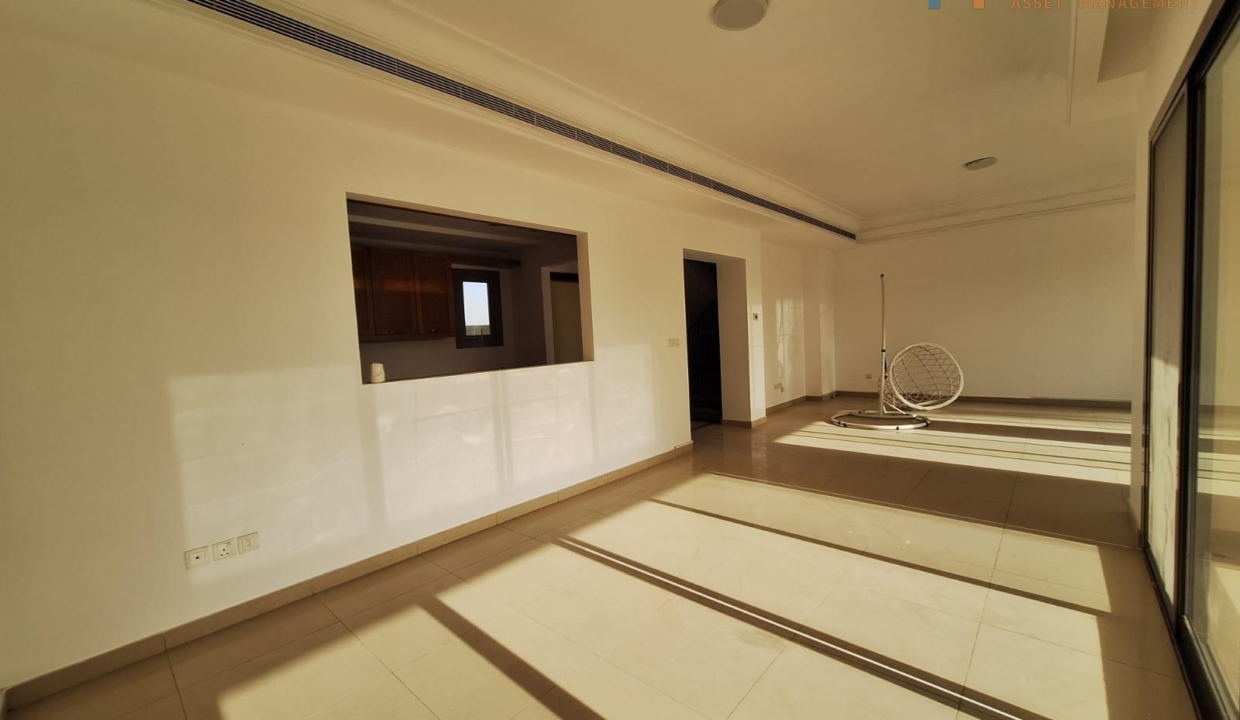 f6e32158-6aab-11ef-85ab-765da83da1ae