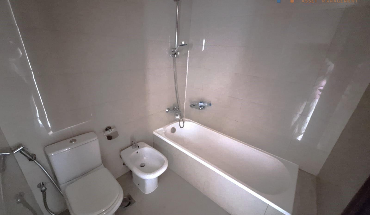 f8d727fd-6aab-11ef-a418-5e8212e3488a